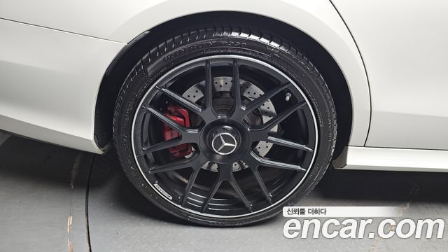 Mercedes-Benz E-Class E63 AMG 4MATIC+ — пробег 138 079 км — фото 5 из 5