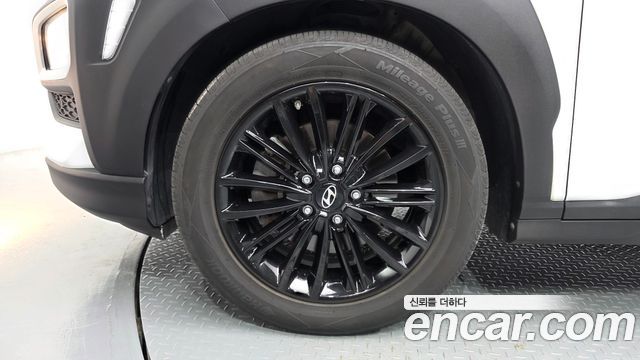 Hyundai Kona из Кореи Encar