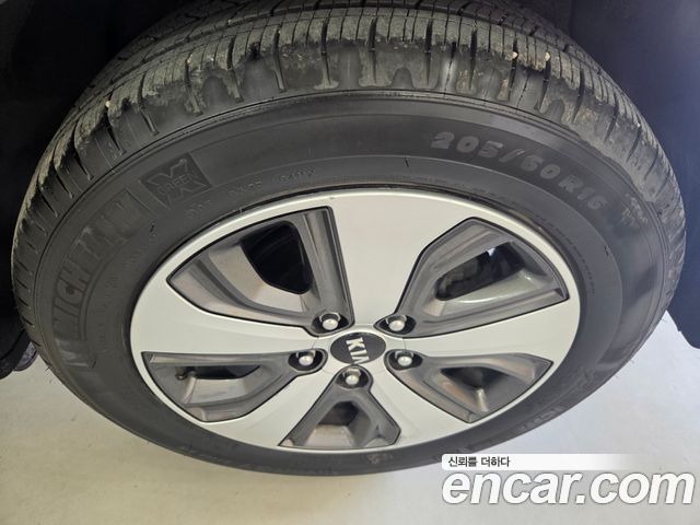 Kia Niro из Кореи Encar