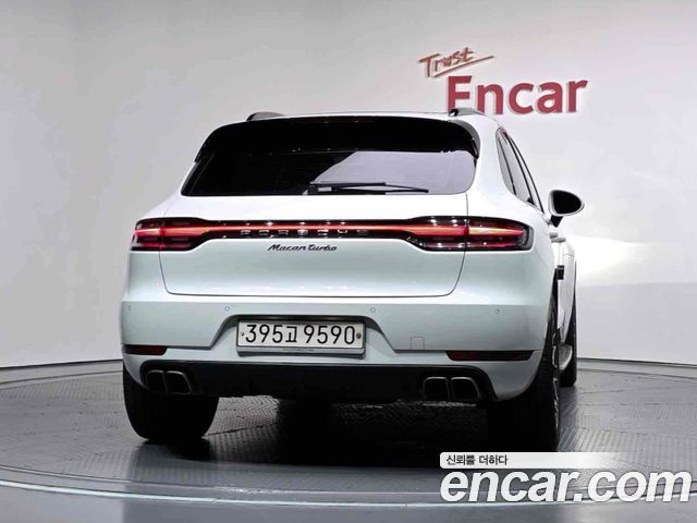 Porsche Macan из Кореи Encar