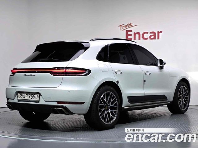Porsche Macan из Кореи Encar