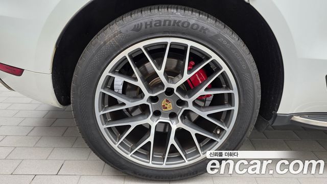 Porsche Macan из Кореи Encar