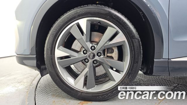 Audi Q4 e-tron из Кореи Encar