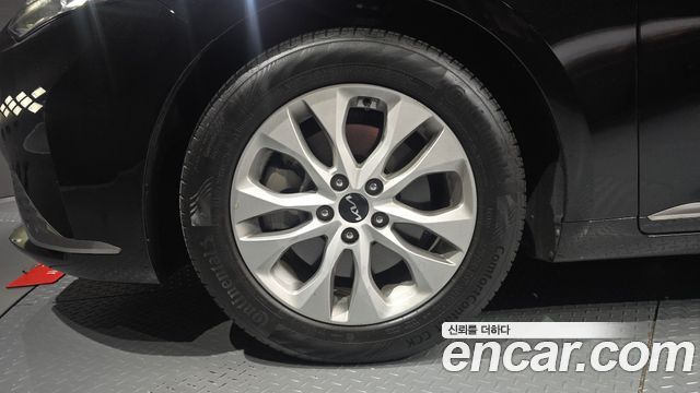 Kia K8 из Кореи Encar