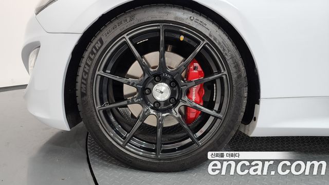 Hyundai Genesis из Кореи Encar