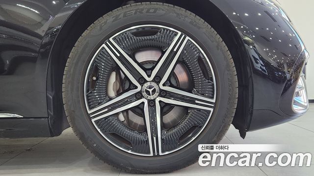 Mercedes-Benz EQS из Кореи Encar