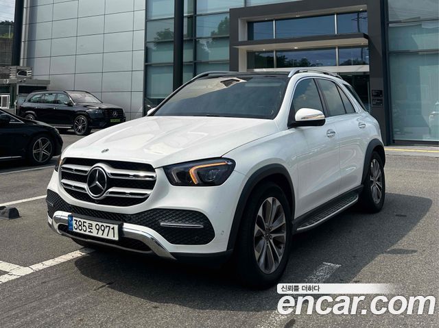 Mercedes-Benz GLE-Class GLE300d 4MATIC — пробег 113 388 км — фото 1 из 5
