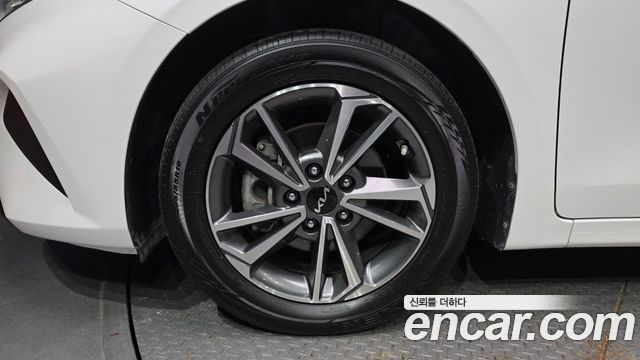 Kia K3 из Кореи Encar