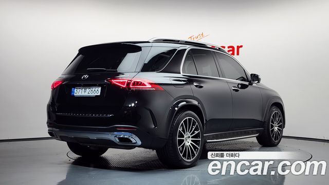 Mercedes-Benz GLE-Class GLE450 4MATIC — пробег 27 282 км — фото 2 из 5