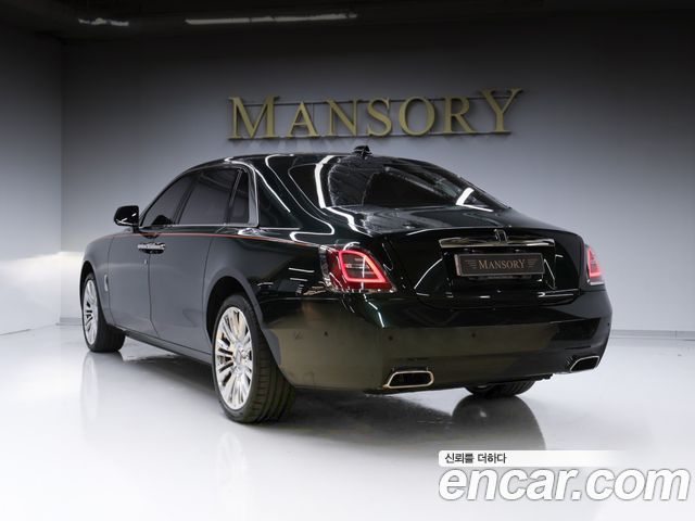 Rolls-Royce Ghost 6.7 EWB V12 — пробег 33 600 км