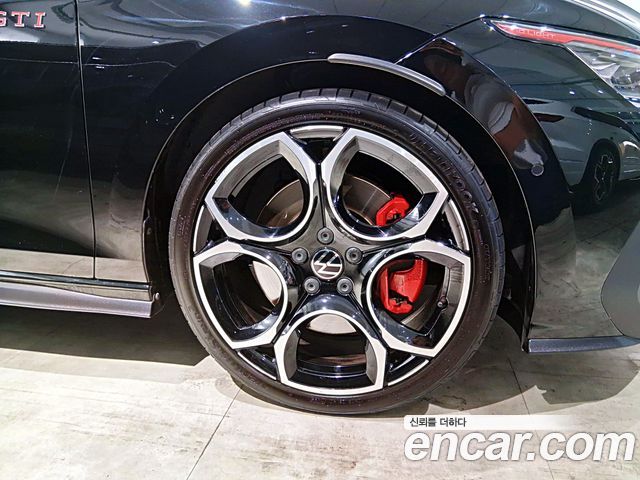 Volkswagen Golf 2.0 GTI — пробег 14 107 км — фото 5 из 5