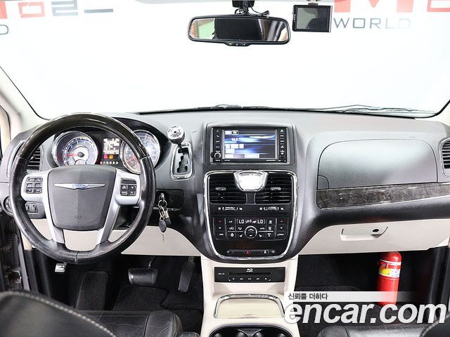 Chrysler Grand Voyager из Кореи Encar