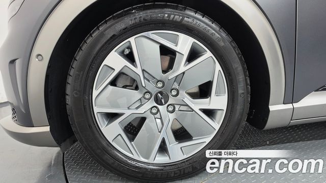Genesis GV60 из Кореи Encar