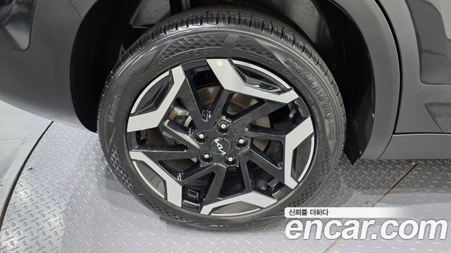 Kia Seltos из Кореи Encar