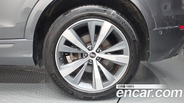 Audi Q8 из Кореи Encar