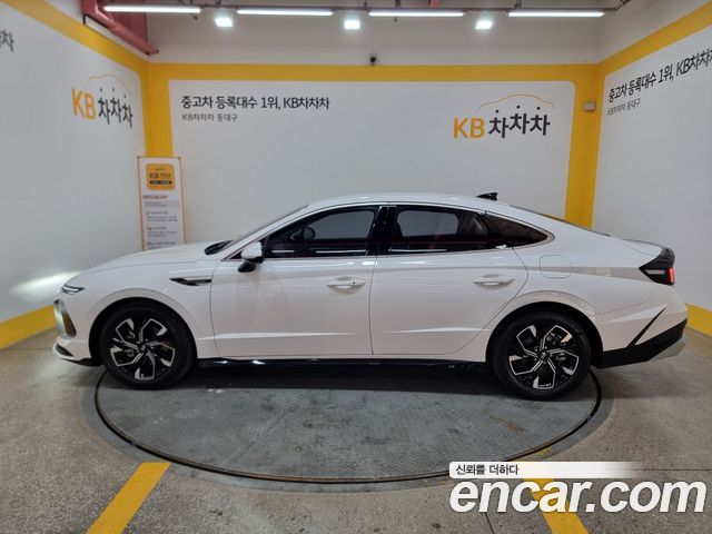 Hyundai Sonata 2.0 Exclusive — пробег 14 823 км — фото 5 из 5