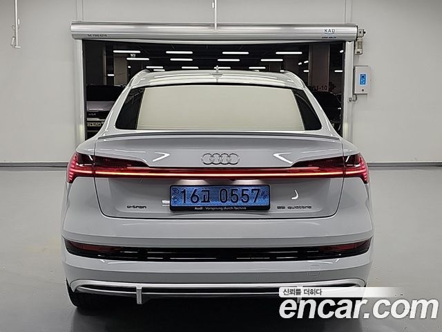 Audi e-tron из Кореи Encar