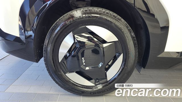 Kia EV9 из Кореи Encar
