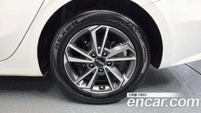 Kia K3 из Кореи Encar