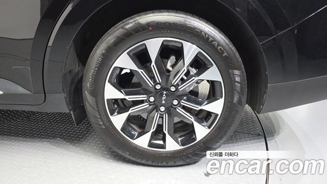 Kia Carnival Gasoline 9-Seater Signature — пробег 27 239 км — фото 5 из 5