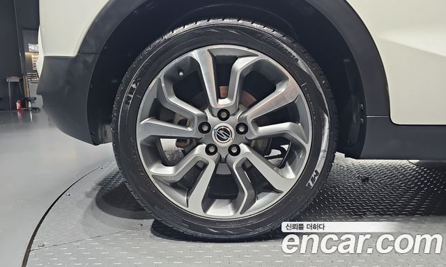 Ssangyong TIBOLI из Кореи Encar