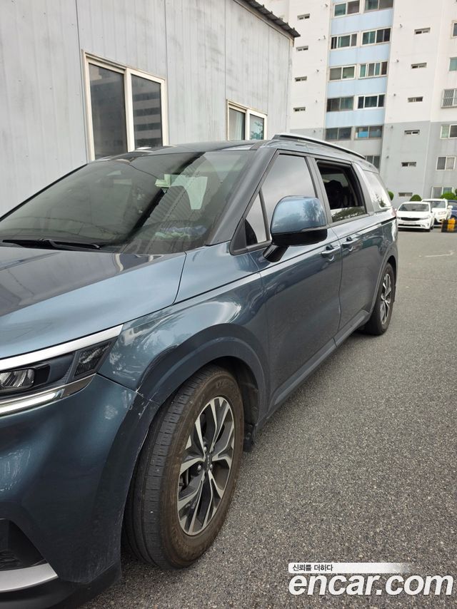 Kia Carnival Diesel 11-Seater Prestige — пробег 88 500 км — фото 5 из 5
