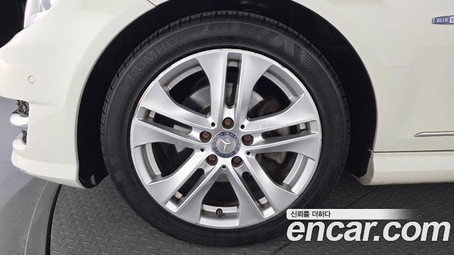 Mercedes-Benz C-Class из Кореи Encar