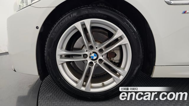 BMW 5-Series 520d xDrive M Aero Dynamic — пробег 72 293 км — фото 5 из 5