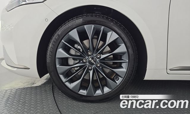 Kia K8 из Кореи Encar