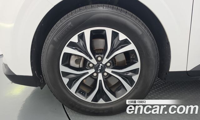 Kia Carnival Diesel 9-Seater Prestige — пробег 128 490 км — фото 5 из 5