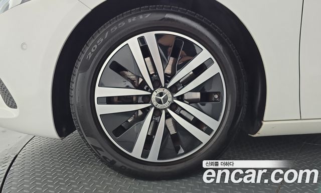 Mercedes-Benz A-Class из Кореи Encar