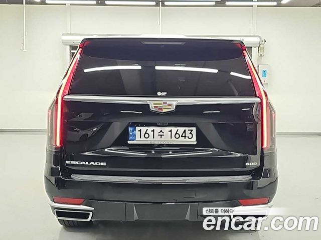 Cadillac Escalade 6.2 Premium Luxury Platinum — пробег 12 328 км — фото 3 из 5