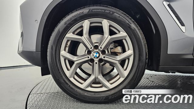 BMW X3 xDrive 20i — пробег 58 023 км — фото 5 из 5