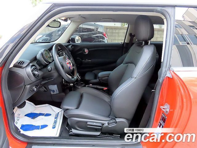 Mini Cooper Standard Third Generation — пробег 37 801 км — фото 5 из 5