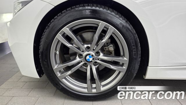 BMW 3-Series 320i M Sport — пробег 107 859 км — фото 5 из 5