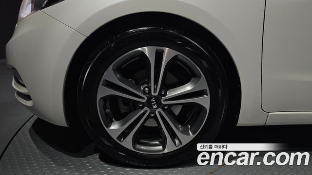 Kia K3 из Кореи Encar