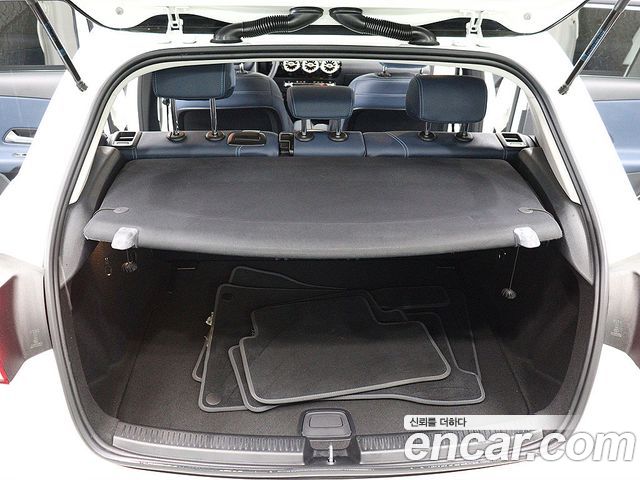 Mercedes-Benz A-Class A220 Hatchback — пробег 53 892 км — фото 5 из 5