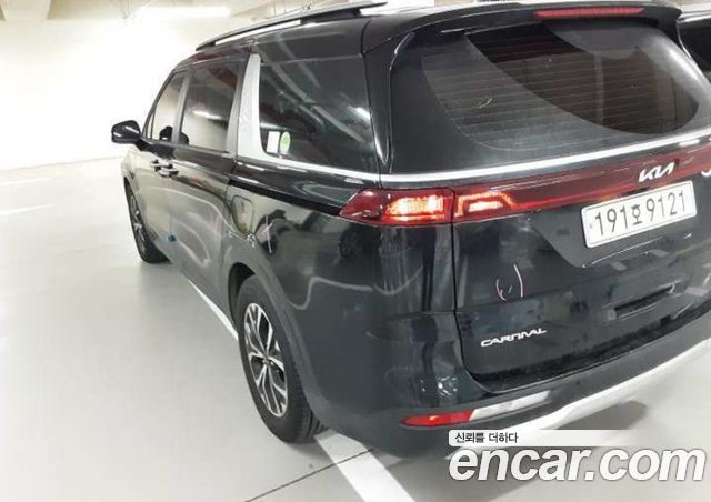 Kia Carnival Diesel 9-Seater Prestige — пробег 124 441 км — фото 2 из 5
