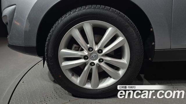 Hyundai Tucson Diesel 2WD LX20 Luxury — пробег 130 003 км — фото 5 из 5
