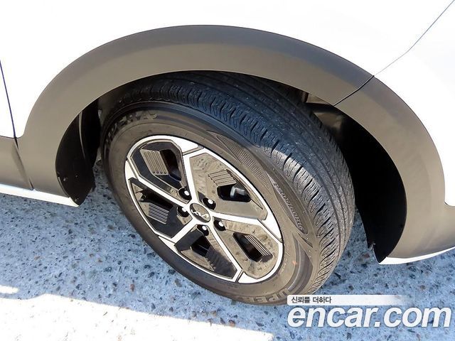 Kia Niro Prestige — пробег 55 748 км — фото 5 из 5