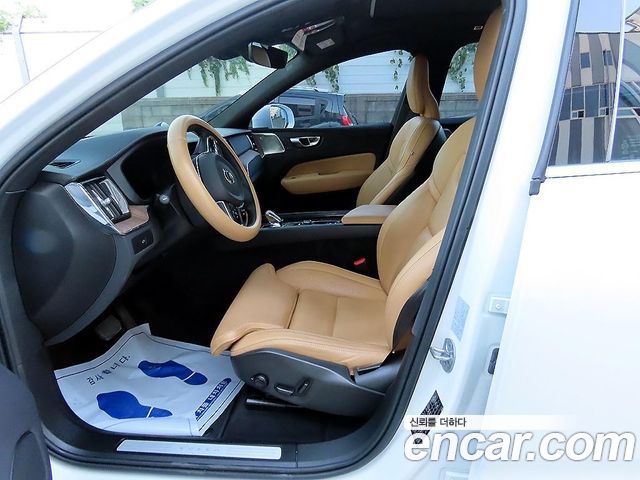 Volvo XC60 из Кореи Encar