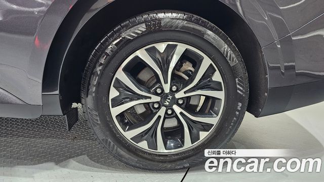 Kia Carnival Diesel 9-Seater Signature — пробег 99 605 км — фото 5 из 5