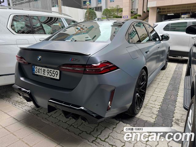 BMW M5 M5 Sedan Storm Bay Edition — пробег 5 000 км — фото 3 из 5