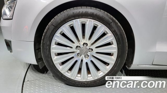 Audi A8 из Кореи Encar