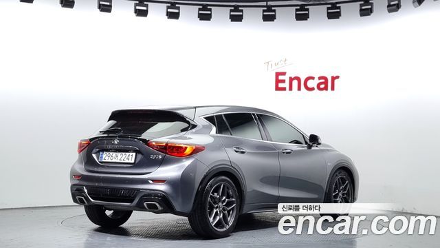 Infiniti Q30 из Кореи Encar
