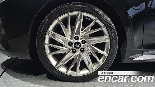 Hyundai Grandeur 2.5 Calligraphy — пробег 151 434 км
