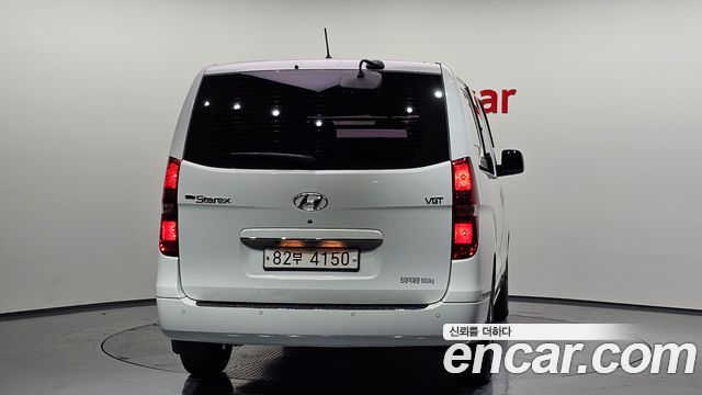 Hyundai Starex Van 5-Seater Smart — пробег 48 242 км
