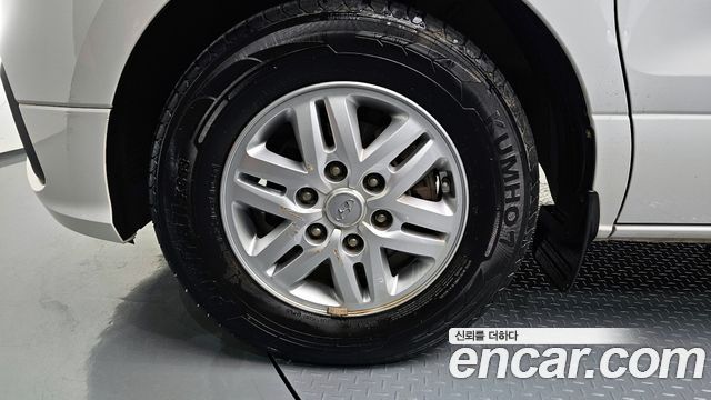 Hyundai Starex Van 5-Seater Smart — пробег 48 242 км