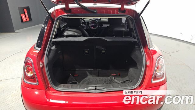 Mini Cooper SE — пробег 56 080 км
