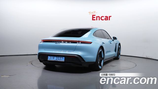 Porsche Taycan из Кореи Encar